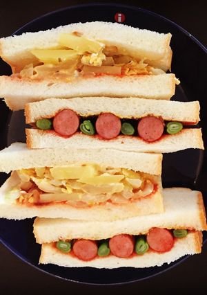 朝ごはん♡じゃがいもチーズオムレツサンド-レシピのメイン写真