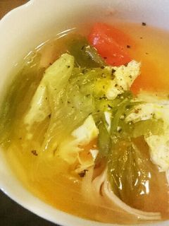 トマトとレタスのスープ-レシピのメイン写真
