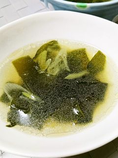 茹で鶏の茹で汁で簡単極旨スープ-レシピのメイン写真