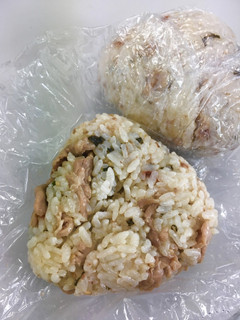 豚こまと大葉と梅の混ぜごはんおにぎり-レシピのメイン写真