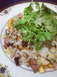 簡単!おいしい♪焼豚&パクチーチャーハン-レシピのメイン写真