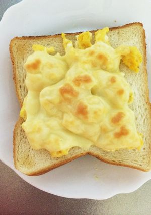 簡単!たまごチーズトースト-レシピのメイン写真