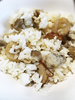 簡単モリモリ食べる子供大好き炊き込みご飯-レシピのメイン写真