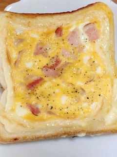 腹持ち◎簡単!ベーコンエッグトースト-レシピのメイン写真