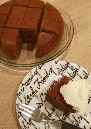 HMチョコケーキ♡ホイップマリーム添え-レシピのメイン写真
