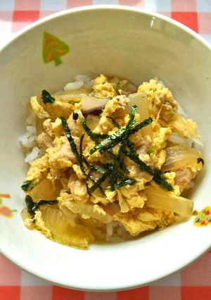 親子丼　給食-レシピのメイン写真