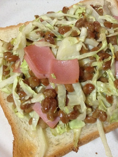 ハムサラダと納豆のトースト-レシピのメイン写真