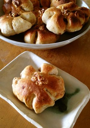 くるみパン(くるみとレーズンのあん入)-レシピのメイン写真