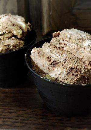 生クリームと板チョコでチョコレートアイス-レシピのメイン写真