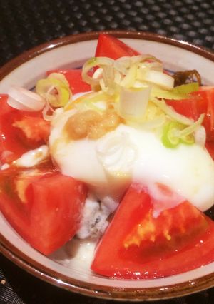 夏にツルツル☆もずくとトマトの温泉卵のせ-レシピのメイン写真