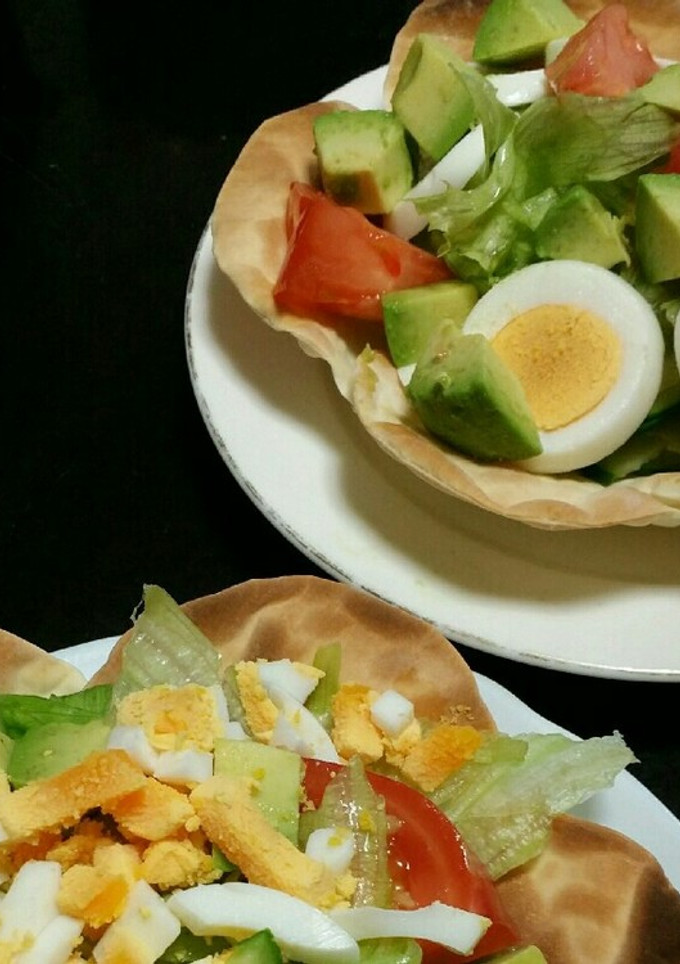 餃子の皮でサラダのお皿～全部食べれるよ♪-レシピのメイン写真