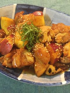 簡単*鶏とさつま芋と蓮根の甘辛炒め*-レシピのメイン写真