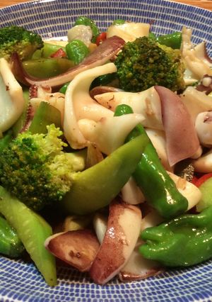 イカと夏野菜のXO醬炒めはイカが？-レシピのメイン写真