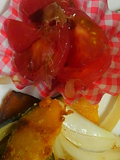 お弁当に1分でトマトのかつおぶしまぶし-レシピのメイン写真