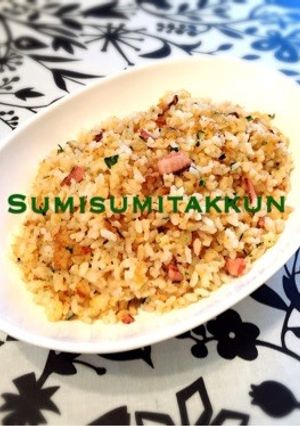 香ばしい♡いかの塩辛バター炒飯♪-レシピのメイン写真