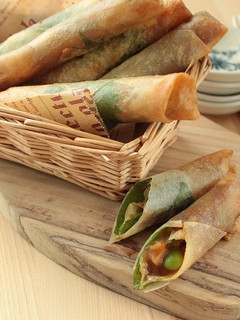 枝豆とソーセージのスティックカレー春巻き-レシピのメイン写真