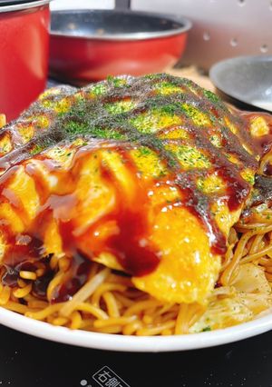 無くなるのが悲しくなるオムソバ！-レシピのメイン写真