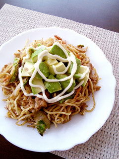 アボカド好きに♡アボ焼きそば♡-レシピのメイン写真