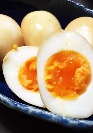 調味料2つだけ！放置で簡単おいしい味玉-レシピのメイン写真