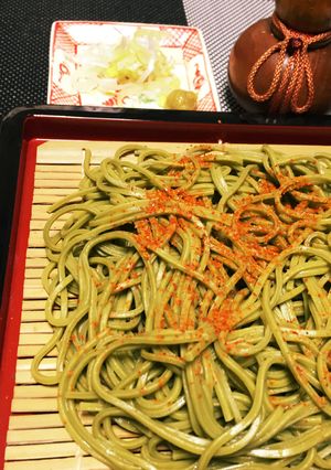 ざるそばには一味唐辛子をかけてから食べる-レシピのメイン写真
