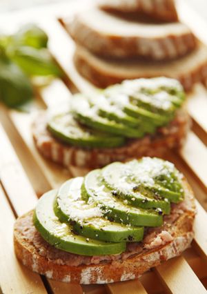 アボカドとスパムのオープンサンド-レシピのメイン写真