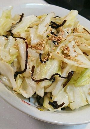 あと１品！簡単キャベツの塩昆布和え-レシピのメイン写真