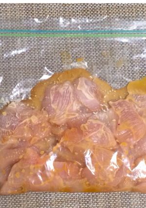 話題のレシピ入り❗️鶏むね肉の冷凍保存-レシピのメイン写真