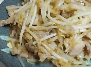 おろしリンゴで、焼き肉風の炒め物-レシピのメイン写真