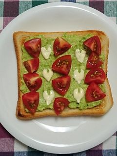 カラフル!アボカドトースト-レシピのメイン写真