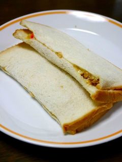 レンジで簡単!忙しい朝にグラノーラサンド-レシピのメイン写真