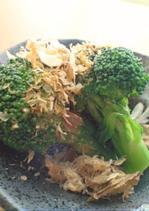 電子レンジで簡単♪ブロッコリーおかか和え-レシピのメイン写真