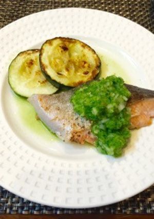 旬の秋鮭 グリーンソース-レシピのメイン写真