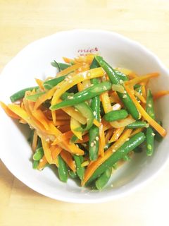 簡単(^_^)人参とインゲンの胡麻和え-レシピのメイン写真