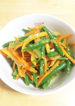 簡単(^_^)人参とインゲンの胡麻和え-レシピのメイン写真