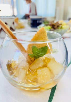 梨とカモミールのジュレ　蜂蜜レモンソース-レシピのメイン写真