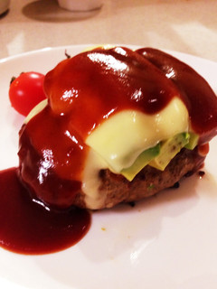 アボカドチーズのハンバーグ!-レシピのメイン写真