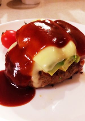 アボカドチーズのハンバーグ！-レシピのメイン写真
