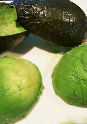 アボカドかわむき-レシピのメイン写真