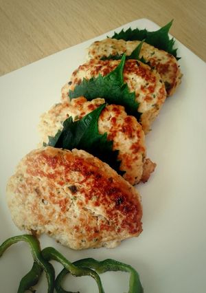 野菜と大葉の鶏豆腐バーグ(中程度10個)-レシピのメイン写真