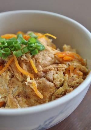 １人分ランチ夕食♪人参の甘煮でふわっと丼-レシピのメイン写真