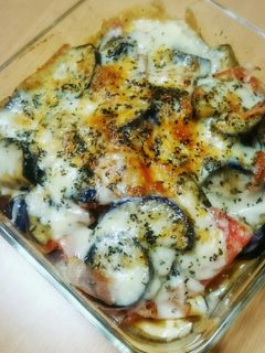 あと一品に☆ナスとトマトのチーズ焼き-レシピのメイン写真