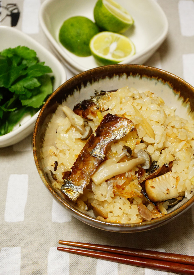 秋刀魚と白ねぎの炊き込みご飯-レシピのメイン写真