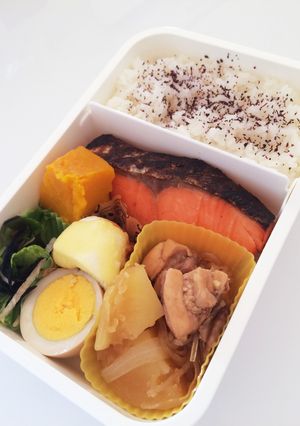 毎日男弁当⁂鮭の西京焼きと鳥じゃが弁当-レシピのメイン写真