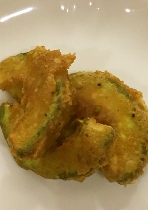 【トロ・サクッ】アボカドのフリッター-レシピのメイン写真