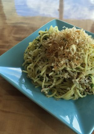 包丁、味付け不要！ゆかり×シソ 焼きそば-レシピのメイン写真