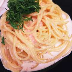 รูปของ 【簡単】たらこクリームパスタ 混ぜるだけ