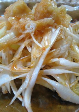 簡単おつまみ♪鶏皮と長ﾈｷﾞのｷﾑﾁ和え-レシピのメイン写真