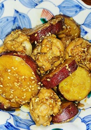 さつま芋と鶏手羽元の甘辛煮-レシピのメイン写真