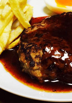 甘うまいハンバーグの赤ワインソース-レシピのメイン写真