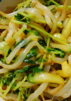 簡単♪豆苗ともやしとキュウリの酢の物-レシピのメイン写真